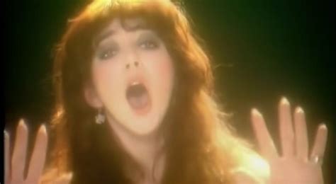 Kate Bush - Wuthering Heights