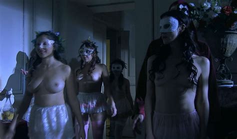 Naked Daniela Ramírez in La poseída