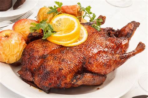 Christmas roast goose — Stock Photo © Shebeko #31904811