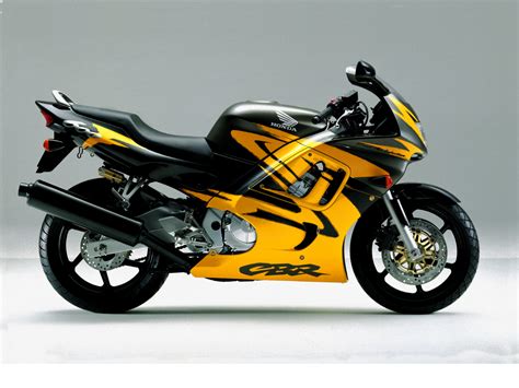 Les Galeries Photos De CBR 600 F 1997 1998 Motoplanete