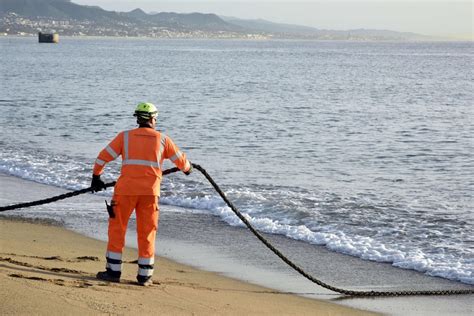 Unterseekabel So Wichtig Ist Das Internet Aus Dem Meer Galileo