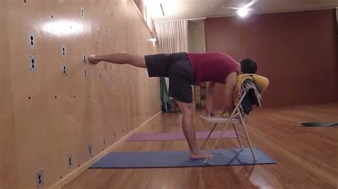 Chair Standing Yoga Exercise For Seniors Arthritis | Blog Dandk