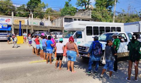 Bloquean Vecinos De La Colonia Batalla Cardenista En El Retorno De Paso