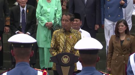 Jokowi Resmikan Graha Akmil Di Magelang Jateng Berharap Hasilkan