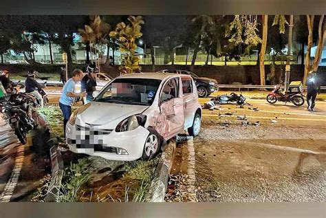 Tercampak Dari Motor Seorang Pekerja Kilang Maut Nazznco My