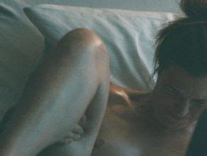 DEAD RINGERS NUDE SCENES AZNude