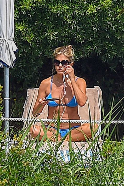 Jennifer Aniston Bikini Pictures In Italy July POPSUGAR Celebrity Photo