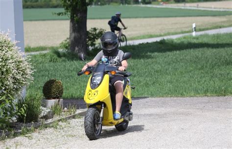 Mopedf Hrerschein Mit In Elf Bundesl Ndern M Glich Motorjournalist