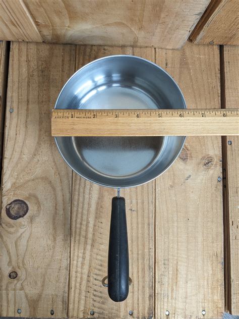 Exploring 1801 west taylor chicago illinois reveals a secret history 9