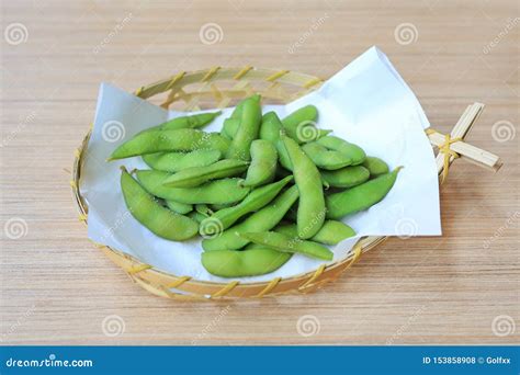 Mordidelas De Edamame Feij Es Verdes Fervidos Da Soja Alimento Japon