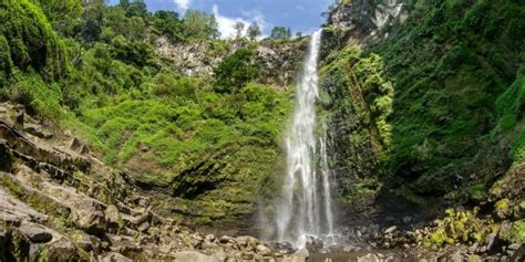 11 Air Terjun Di Jawa Timur Yang Populer Terindah Pesisir