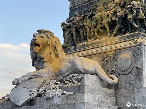 Milano Centro Tempi Ancora Lunghi Per Ripulire Vittorio Emanuele