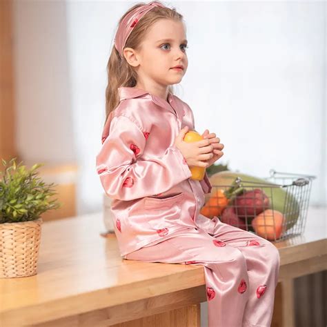 2019 New Silk Skin friendly Sweet Strawberry Cute Long Sleeves Girl ...