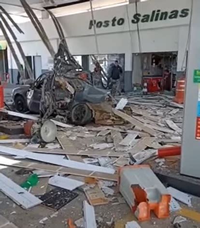 Jornal Folha De Colider Carro Explode Durante Abastecimento Em Posto