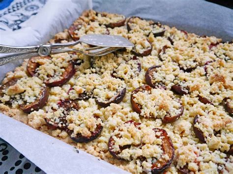 Rezept Pflaumenkuchen Mit Streuseln Vom Blech Stadt Land Lifestyle