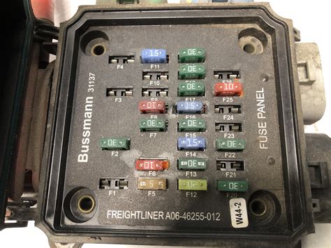 A06 46255 012 Freightliner M2 106 Fuse Box For Sale