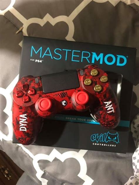 Custom PS4 Controller