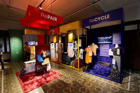 Fast Fashion ชอปลางโลก สมการรอคอย มวเซยมสยาม ชประเดนสด HOT กบ นทรรศการหมนเวยนตว