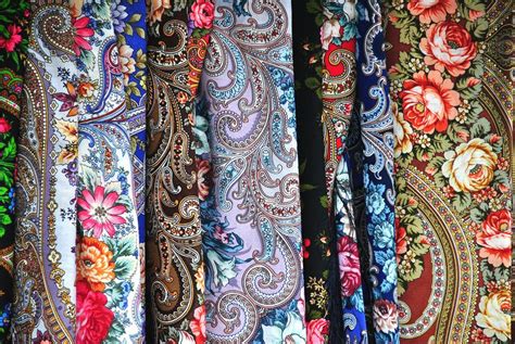 Павлопосадские платки | Fashion, Sputnik, Border
