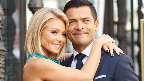 Kelly Ripa And Mark Consuelos Unconventional Wedding What You Didnt