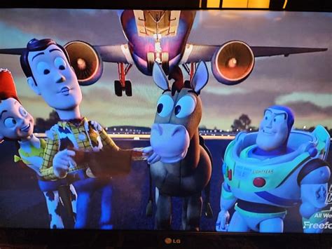 Toy Story 2 airport : r/MovieMistakes