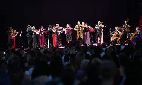 Otvoren Banja Luka Fest Stefan Milenković zablistao vatromet iznad