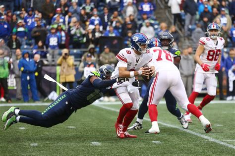 Nfl Week Results Winners And Losers From Seahawks Giants