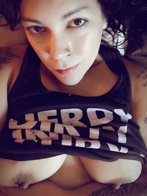 Those Fuck Me Eyes Tho Scrolller