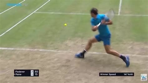 Roger Federer Hits A 147kmh Backhand Winner