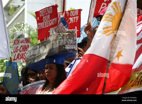 Makati Philippines 12th July 2016 Comedian And Activist Mae