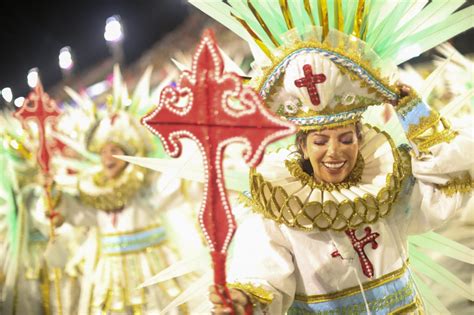 Enredo Exaltando Portugal Unidos Da Tijuca N O Empolga O Dia Na