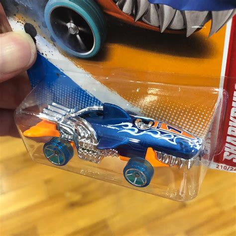 Hot Wheels Shark Cruiser Hobbies Toys Toys Games On Carousell
