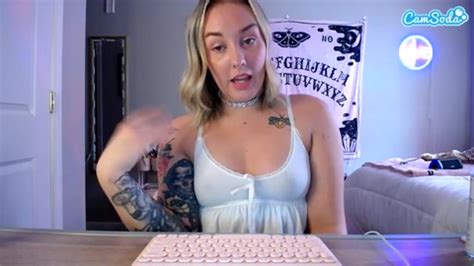 Thicc Tattooed Bitch CamSoda 12 05 2023 Blowjob Females HotWebcams