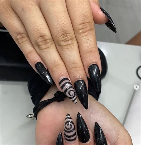 Black Stiletto Nails Inspiration And Ideas Make Magic With Your Nails