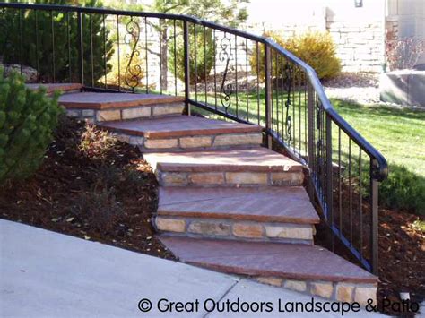 Denver, Colorado Landscaping Flagstone Patios, Stairs & Pathways