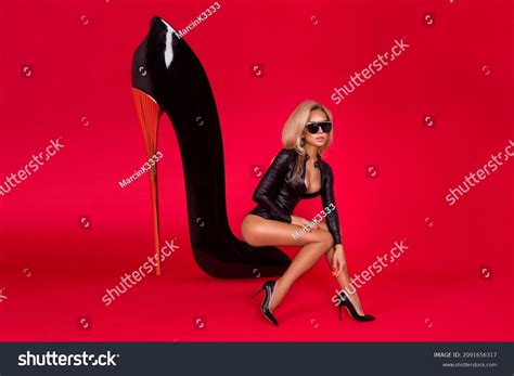 Blonde Latex Images Stock Photos Vectors Shutterstock