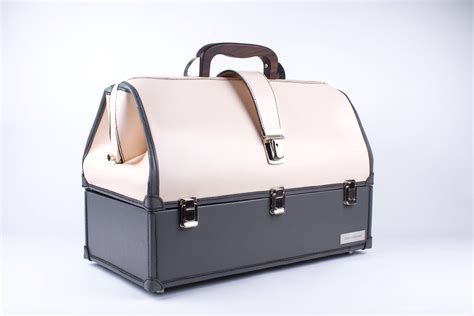 Laura J Chestney Bespoke Leather Accessories Handcrafted leather ...