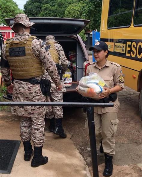 Cipm Realizou A Entrega De Cestas B Sicas Arrecadadas Durante A