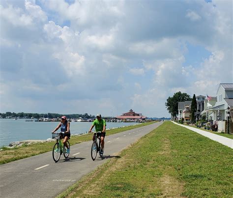 Buckeye Lake Dam Walking And Biking Trail Escape To Buckeye Lake