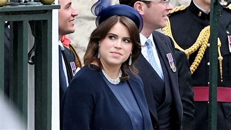 Heavily Pregnant Princess Eugenie Wows In Bump Skimming Dress And