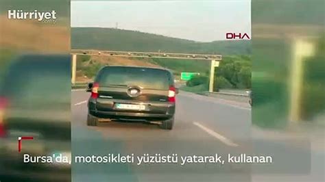 Trafikte Tepki Eken Olay Motosikleti Y Z St Yatarak Kulland