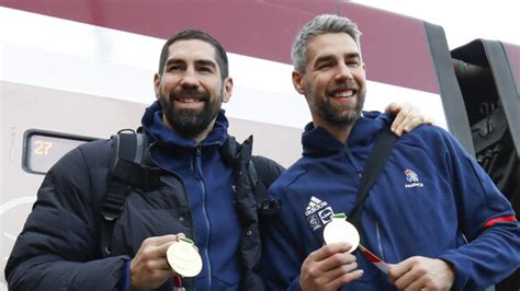 Photos Nikola Karabatic Et Son Fr Re Luka C L Brent Leur Magnifique