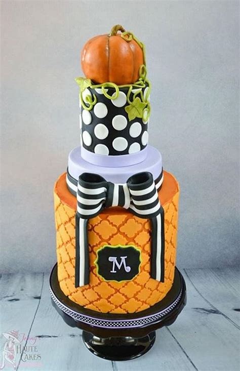 Happy Birthday Pumpkin - Cake by Jenny Kennedy Jenny's - CakesDecor