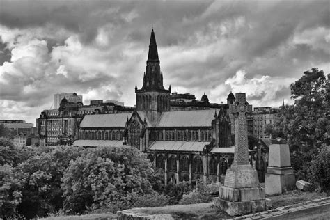 Glasgow Necropolis | CityDays