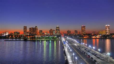 St. Petersburg, Florida Skyline | Florida vacation, Petersburg florida ...