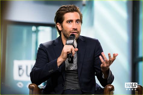 Photo: jake gyllenhaal aol build series interview 01 | Photo 3957885 ...