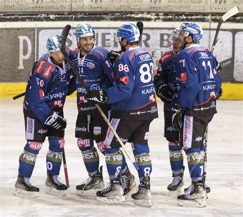 Rittner Buam SkyAlps haben am Samstag Matchpuck Südtirol News