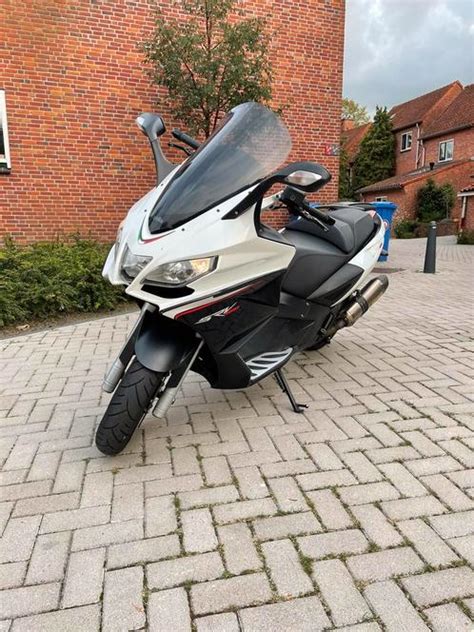 Aprilia SRV 850 CC Advertentie 1360013