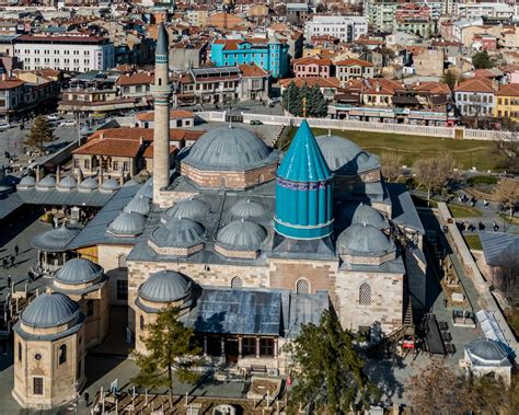 Mevlana Kimdir Hayatı ve Eserleri