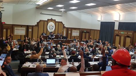 Nelson Mandela Bay Metro Council Votes For New Mayor As Eugene Johnson Is Ousted Sabc News